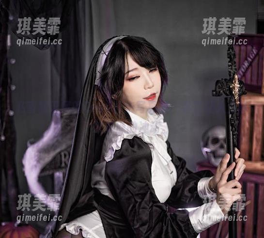 Leah梓未 私蜜助理风的Leah梓未写真集,看了让人分享欲暴涨的冲动。
