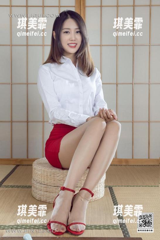 Ligui丽柜-文芮 Ligui丽柜 - 文芮的镜头:流连于颜丝香莲的每一幅写真
