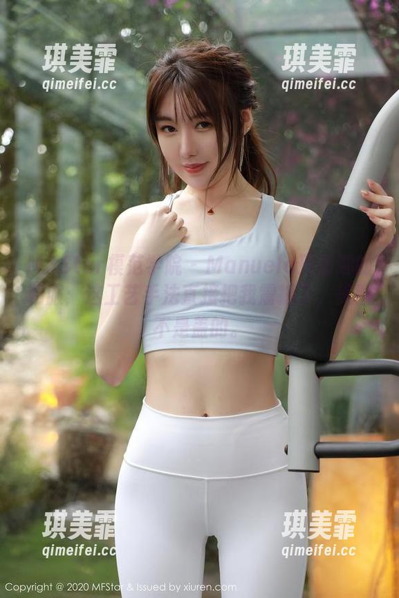 MFStar模范学院-Manuela玛鲁娜 MFStar模范学院 - Manuela玛鲁娜的和服:这工艺手法直接把我震撼了,美图不是盖的。