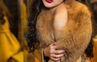 TouTiao头条女神 – 用杜花花的眼睛看户外，定制的图片离你越来越近