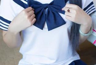UGirls尤果网 – 周妍希在线，运动写真：只为让你多一丝小辫子于无形