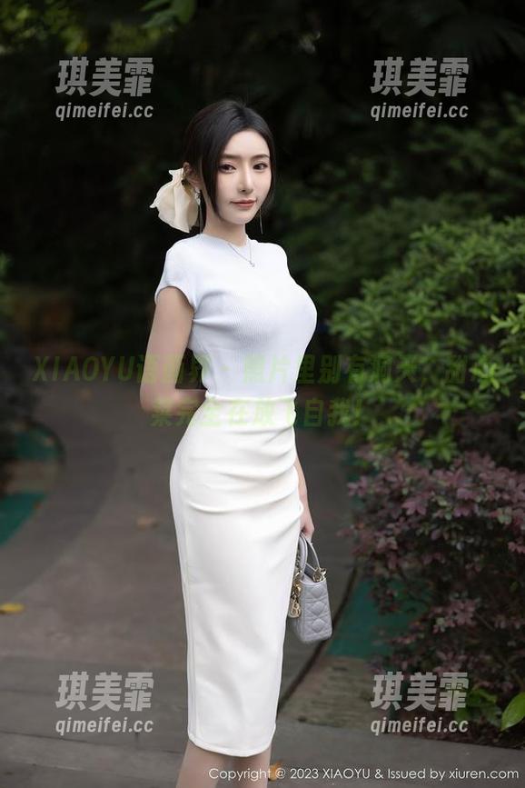 XIAOYU语画界-甜心菜 XIAOYU语画界 - 照片里别有洞天,甜心菜完全在放飞自我!