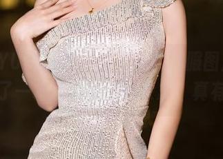 XIAOYU语画界 – 苏曼兮的礼服图库，像是翻了一本色彩斑斓的杂志，真有趣。