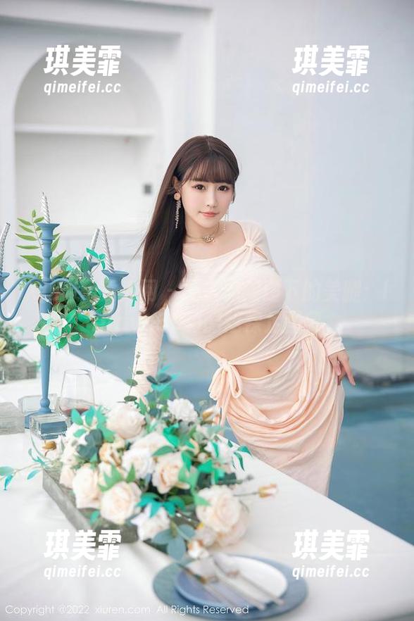 Xiuren秀人网 - 无圣光照耀下的美腿：lingyu69的酷炫裸足图集