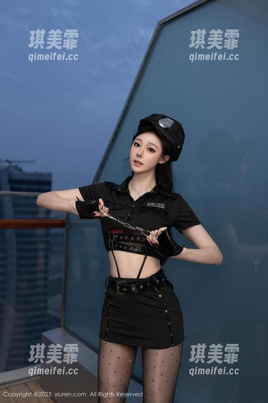 Xiuren秀人网-唐翩翩 Xiuren秀人网 - 校服合集:看唐翩翩如何把下课的铃声变成灵感