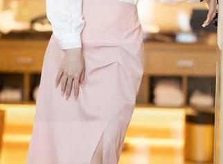 Xiuren秀人网 – 全套写真，安然maleah女神就是这么“无意”！