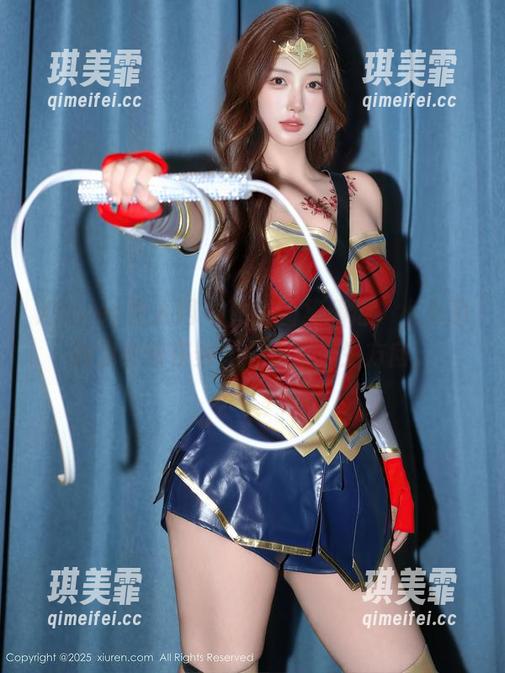 Xiuren秀人网 - 瑜伽图集精选，小九月教你如何在劈叉中找到人生方向。