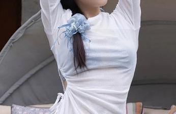 Xiuren秀人网 – 海南岛的烈日下，徐莉芝Booty免费下载不停！