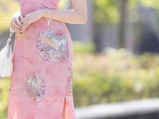 Xiuren秀人网 – 点击不犹豫，心妍小公主的网袜写真图包，字面意思的“网”而已