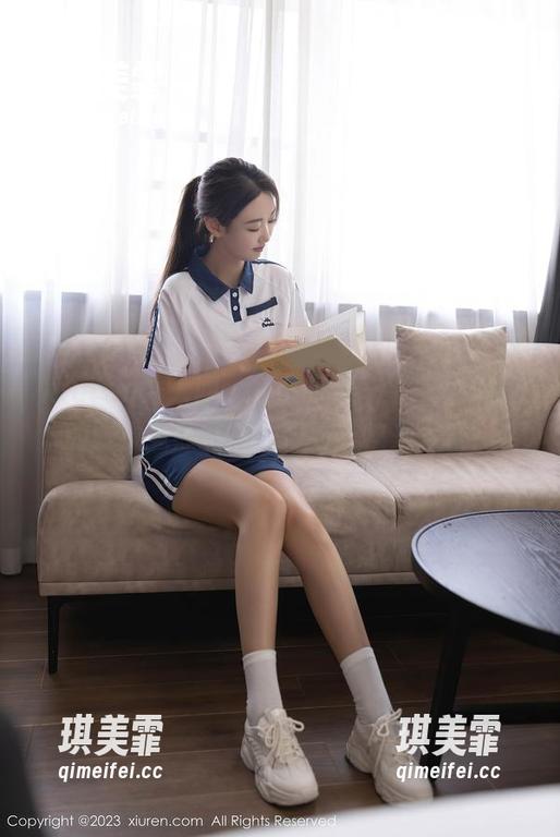 Xiuren秀人网-悦悦姐 Xiuren秀人网 - 正经赞美一下,悦悦姐的眼镜竟然有点儿好看,快来下载!