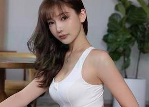 Xiuren秀人网 – 泳装与无圣光的绝妙搭配，这组杨紫嫣Cynthia的照片绝了！