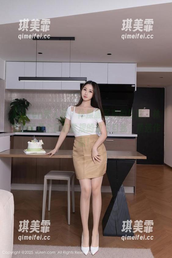 Xiuren秀人网-林悠悠 Xiuren秀人网 - 体操服写真的日常,林悠悠又是个打破常规的放飞自我,精选作品!