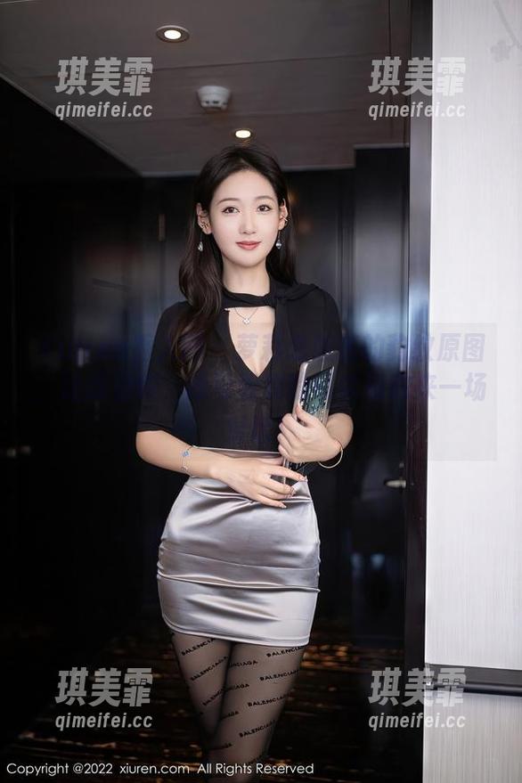 Xiuren秀人网-萝莉悠悠酱 Xiuren秀人网 - 萝莉悠悠酱的豹纹原图,让我觉得,我可能真的可以和豹来一场对话!
