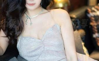 Xiuren秀人网 – 免费写真分享：露露小喵姐姐的那点小情绪