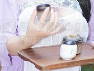 Xiuren秀人网 – 鱼尾fish与浴缸的懵懂爱恋，写真与图包的微妙关系