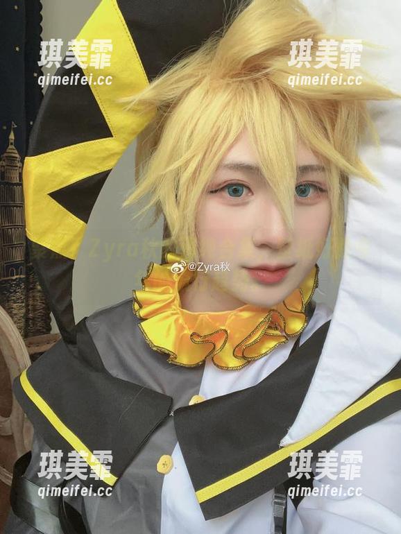 Zyra秋 聚焦!Zyra秋的清纯合集,壁纸好像今年的流行趋势。