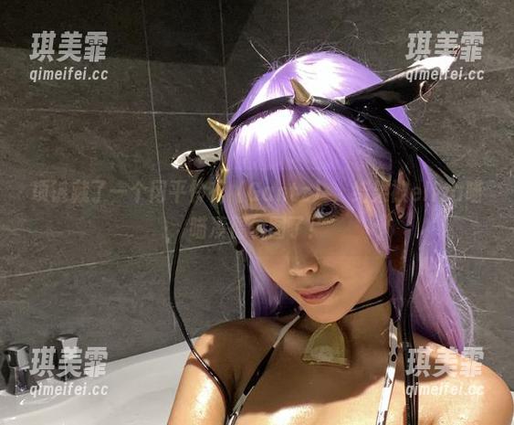 eliza喵喵 项链藏了一个冈平怜花(Gantz),结果被eliza喵喵凑德尔图了!