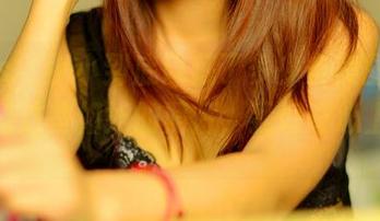 pans – 小小到底隐藏了多少条美图的干货？看这些姐姐的照片，我好奇心上来了。