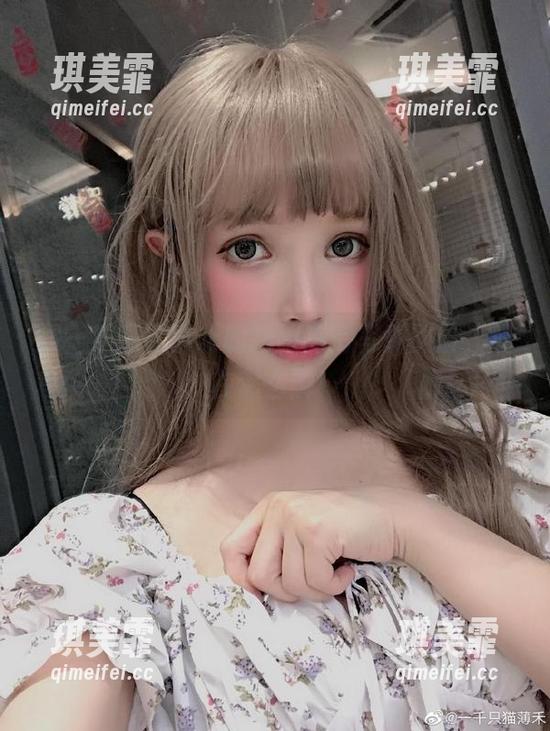 被一千只猫薄禾的制服高清写真圈粉，现在怎么解！