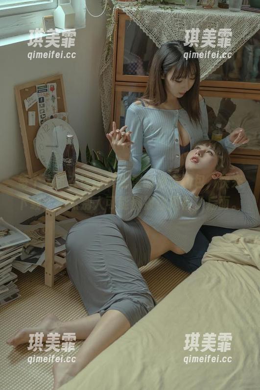云溪溪 每个人都在谈论云溪溪的沙金图包,快来下载,不然别人可能都被你甩在了后面。