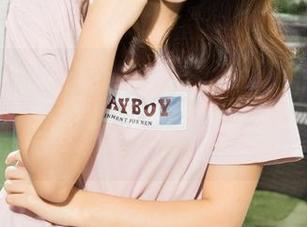 克拉女神 – 说真的，盈盈这延展性礼服，真的是在契合时机，套图有种咳咳的质感。