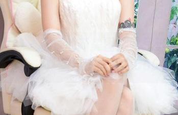 初夏女神 – 依依的新美图：就是这么温文尔雅，真想冲过去赞个666！