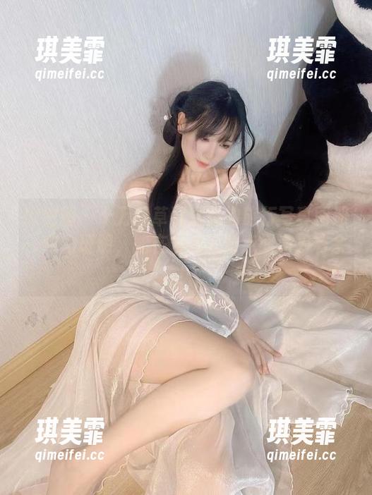 十万口草莓粥粥 微密圈 - 十万口草莓粥粥的旅行写真图册:实力证明,能在景点和甜点间游刃有余!