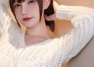 下载千夜未来的日常图片，顺便来听听我的独白，有点无趣哦！