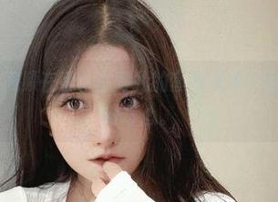 微密圈 – 视频在手，古阿扎的套图资源令我一时鼓起好奇心。