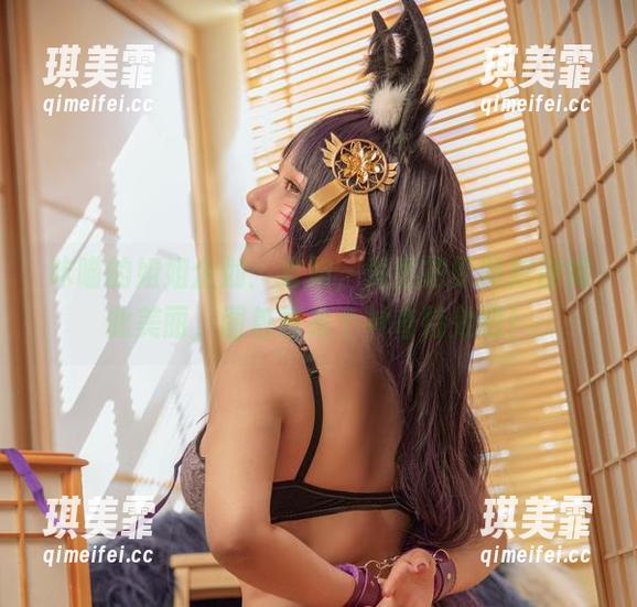咔喵 咔喵的姐姐企划:老姐,竟然把原图拍得如此美丽,图包再来个神奇特效吧!