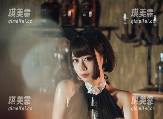 奈汐酱Nice的短裤，图库里的神秘资源等你来解锁