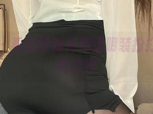 微密圈 – 看奶雯如何用透明装扮打破图库的边界
