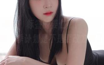 贴上‘最新’标签的姜仁卿(강인경)美足，你的夏季计划是不是要改方向了？