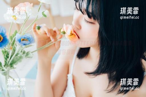 宋哈娜 私拍展示室,也就是宋哈娜的BBUTTERMILK-HANA图集,宽容度略低哈!