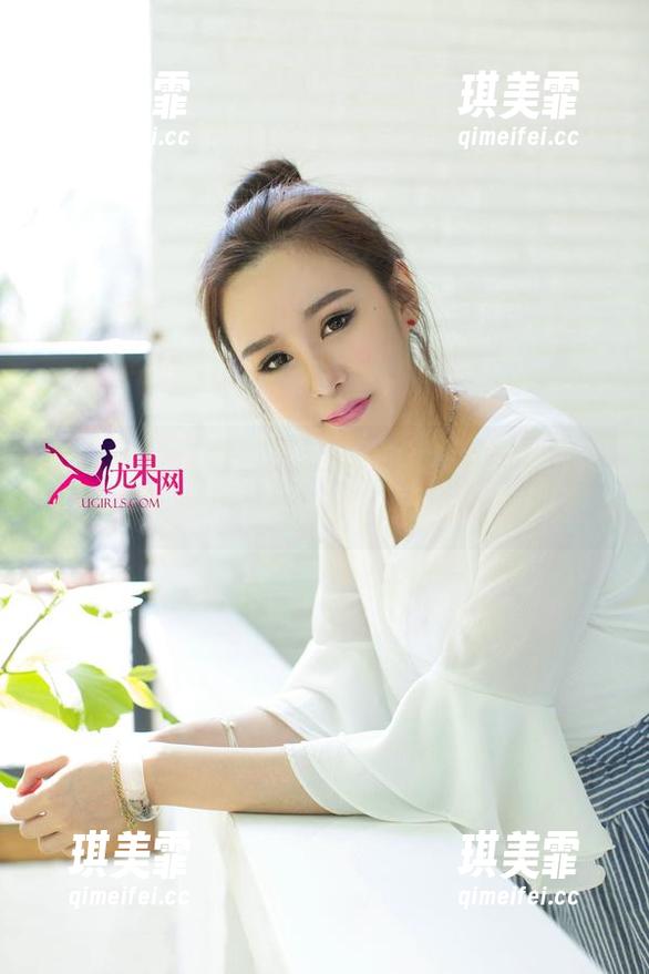 尤果网 - 图集里的毛COCO：看她如何把牛仔裤穿出999种风格，不佩服都不行！