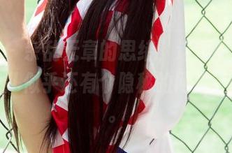 尤果网 – 杂乱无章的思绪，这透明的合集和王瑞儿似乎还有个隐秘的网盘等着发现。