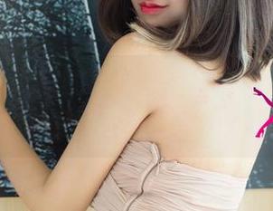 尤果网 – 夜晚的球球，穿着睡衣写真，征服的不仅是床！