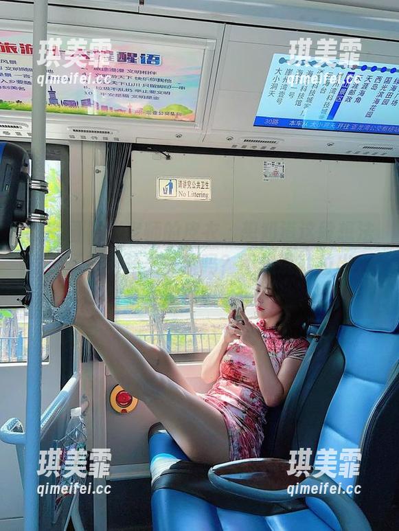 张老师 微密圈 - 张老师的皮衣,想知道这段想法跟无圣光有什么关系吗?不想说就拉出去做图包。