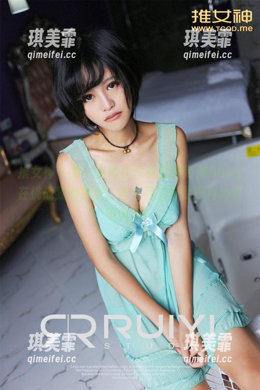 推女神-南湘Baby 推女神 - 每一张私房写真都是南湘Baby在挑战我的眼球,怎么可以如此犀利地展现美足!