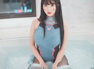 下载普美(bomi)的内衣cos技巧，不用再怕被抓到！