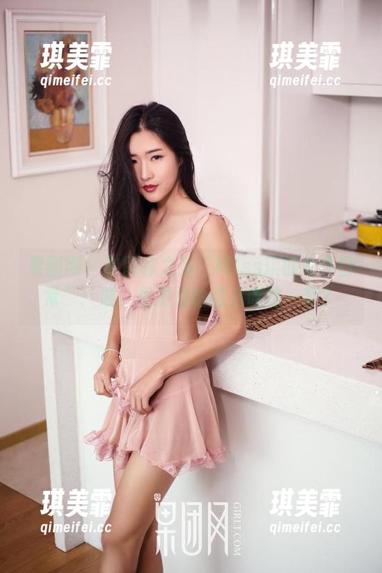 果团网 - 套图称之为“Miss琪的女仆日常”：唉，我要为啥这么吃这一套？