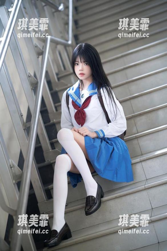 高清桜桃喵：这海边还有没有人吃沙子的？快来分享一下！