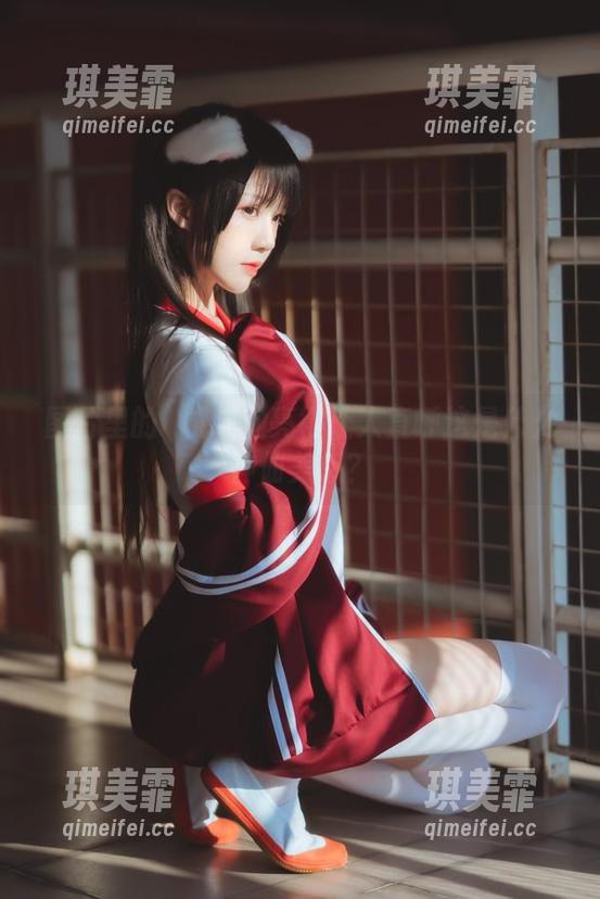 桜桃喵 图片里的桜桃喵油亮得让人直呼这是什么神仙美感?