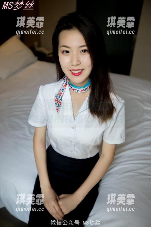 梦丝女神-苏柔 梦丝女神 - 思绪随苏柔的校园画面游走,始终停留在那种熟悉而又微妙的氛围中。