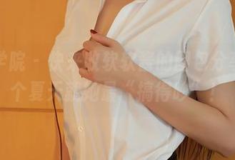 模范学院 – 快来收软软酱的图包分享，这个夏天就她最“搞得吵”！