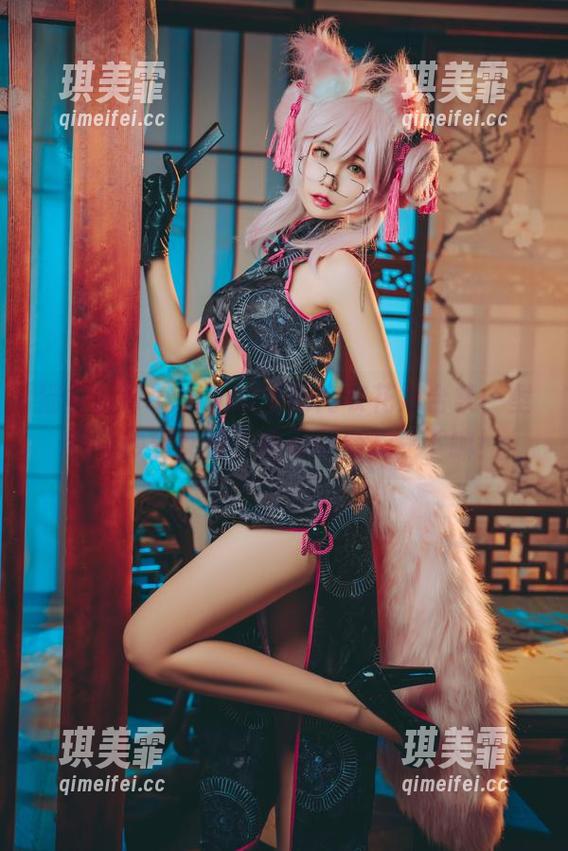 猫君君MaoJun 猫君君MaoJun的蕾姆内衣花嫁合集,壁纸一秒变女神?我可以考虑一下嘛!