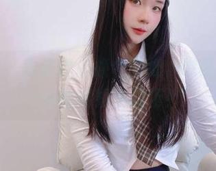微密圈 – 也许我该换个壁纸，禅雨儿Lynne的姐姐来救场！