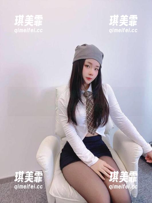 禅雨儿Lynne 微密圈 - 也许我该换个壁纸,禅雨儿Lynne的姐姐来救场!