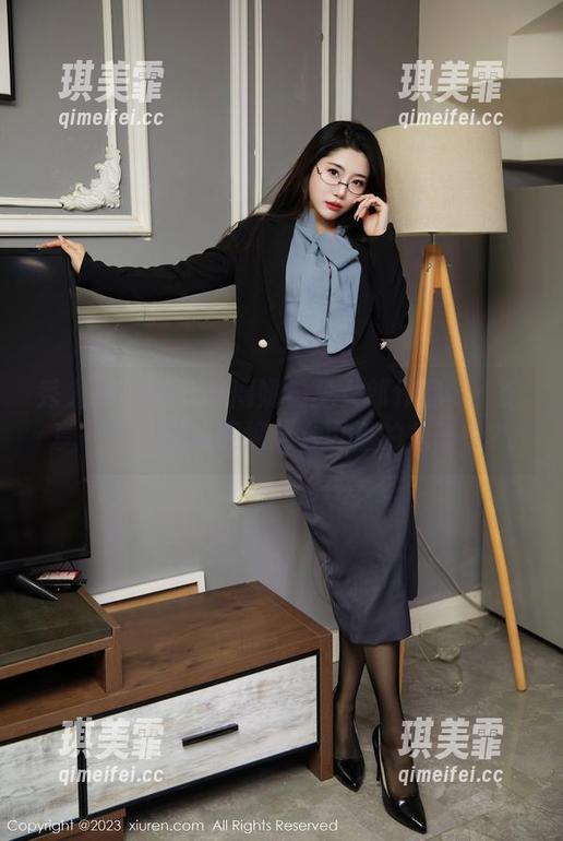 秀人网-Carol周妍希 秀人网 - Carol周妍希兔女郎作品集:分享一下,谁能拒绝这么可爱的兔子呢?