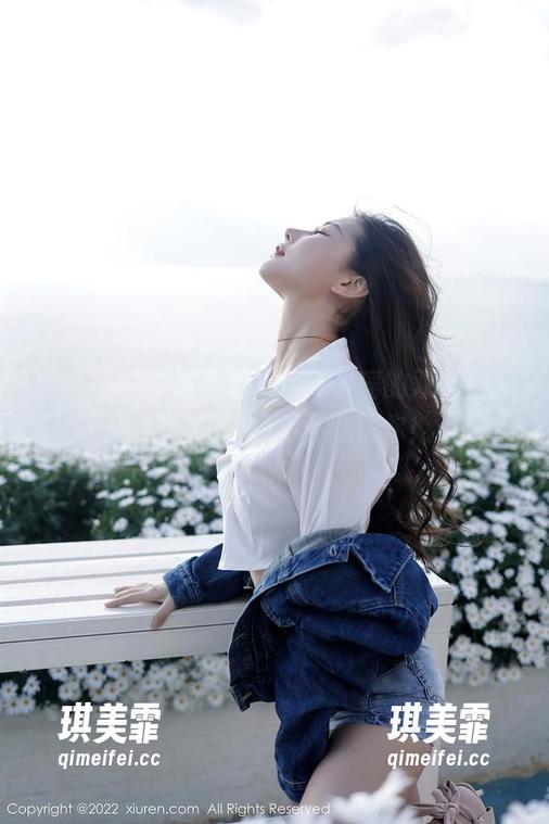 秀人网 - 今日份私拍：夏馨瑶的双马尾，原图来了，忍不住我信你！